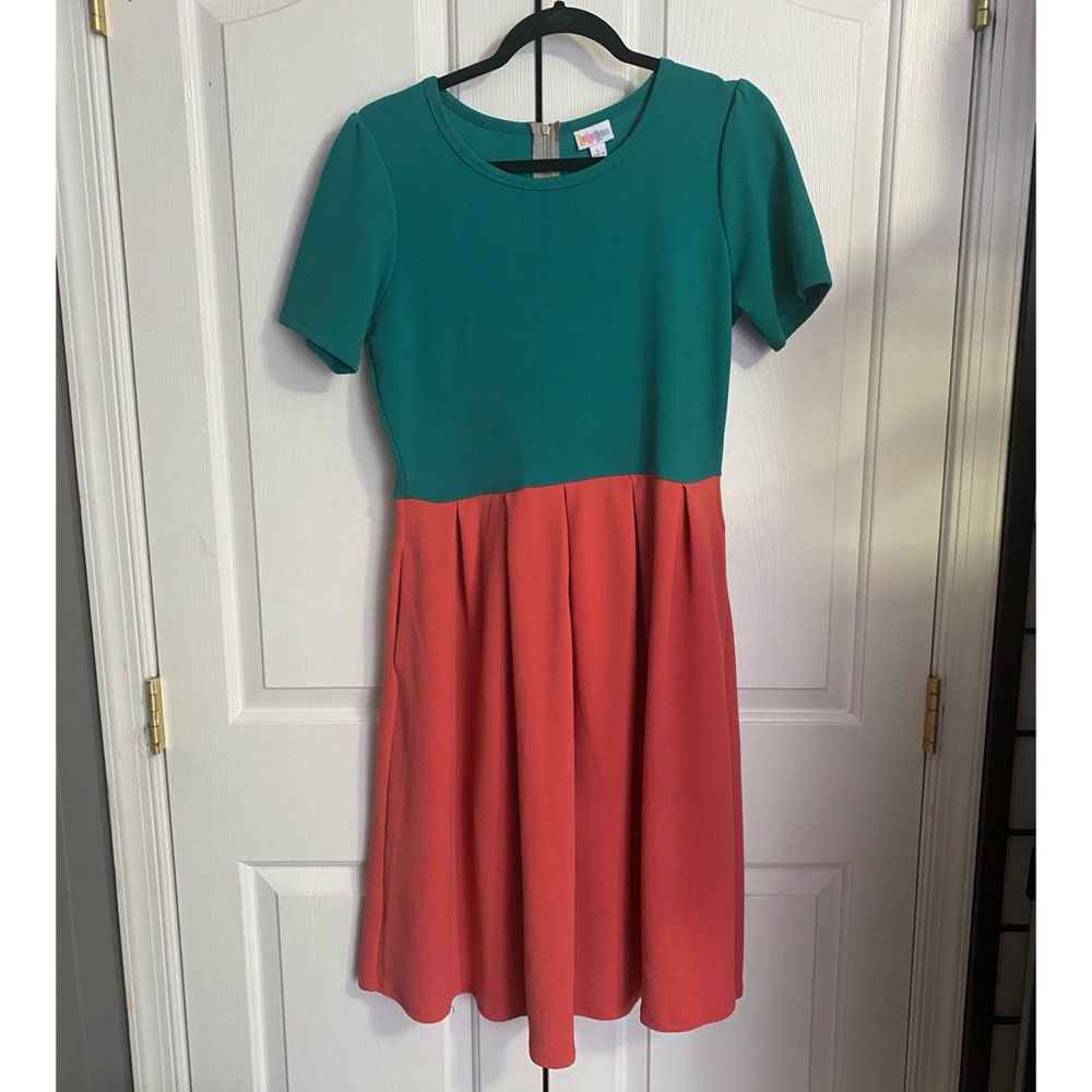 Lularoe Amelia dress with pockets